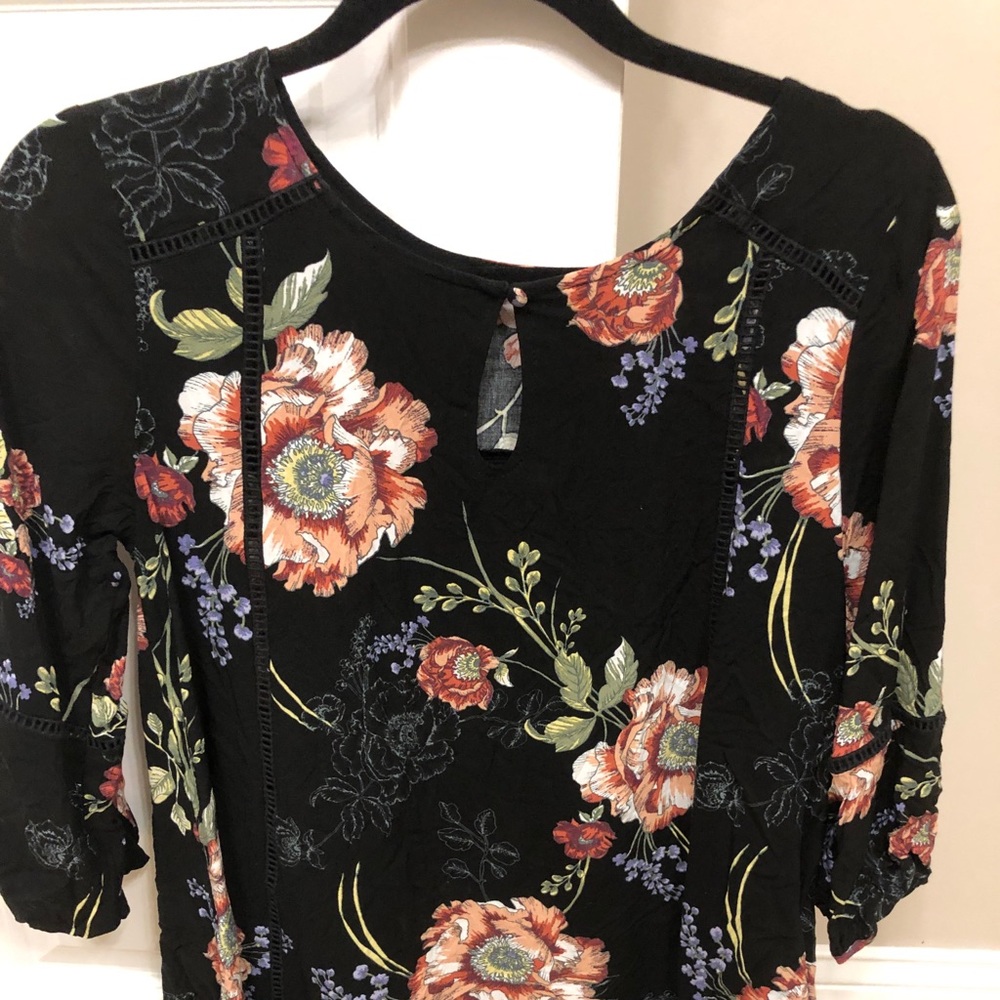 Blu Pepper small blouse top NWT